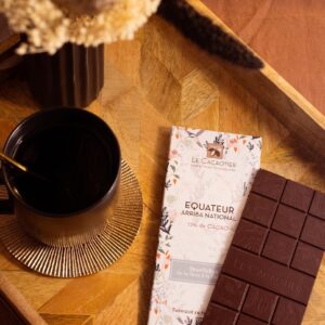 Photo de ambiance : chocolat Tablette Equateur par la chocolaterie artisanale Le Cacaotier.
