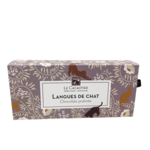 Photo de packshop : lamelles de chocolat coffret langue de chat par la chocolaterie artisanale Le Cacaotier.