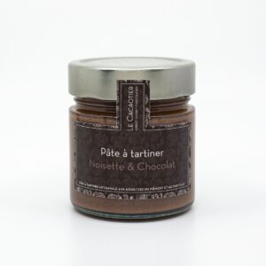 Pâte à tartiner noisettes et chocolat
